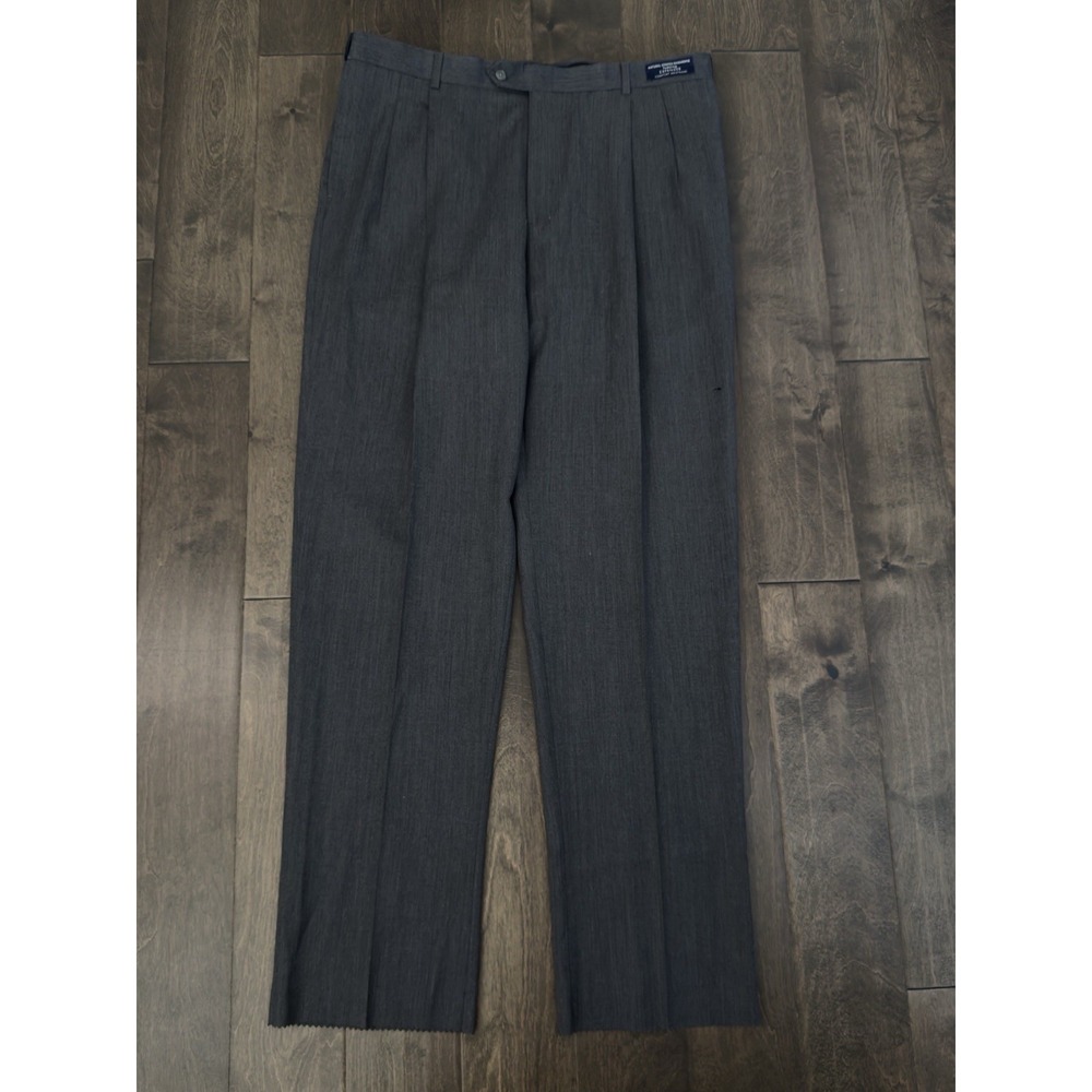 NWT Austin Reed Mens Dark Grey Pleated 100% Wool Dress Pants Size 40X38 Pockets